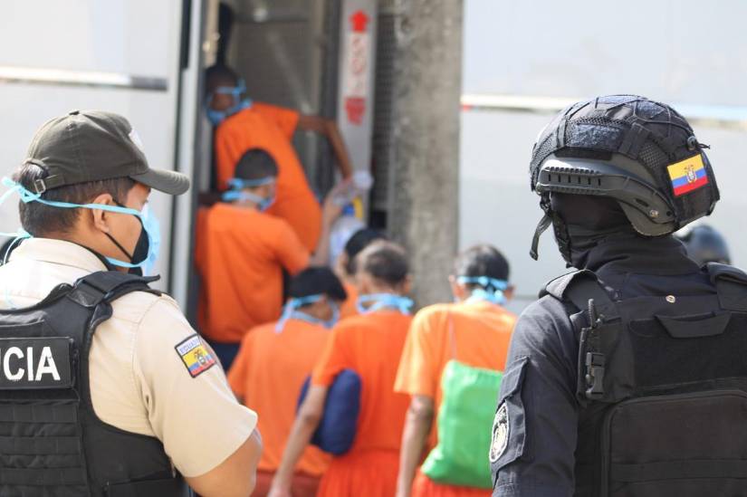 El pasado 7 de junio, 150 reos con tuberculosis fueron trasladados a la cárcel Regional Guayas para que reciban tratamiento adecuado.