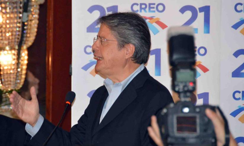 En 2011, Lasso tomó una postura política pública, con aspiraciones presidenciales.