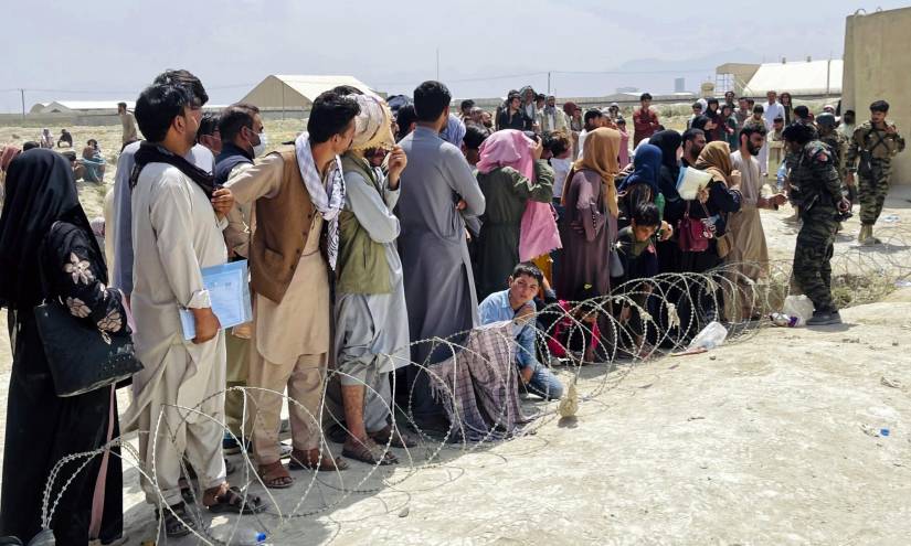 El Talibán acepta permitir paso seguro para evacuaciones