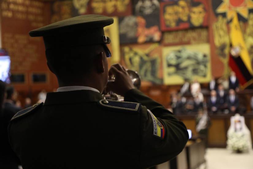 Honras fúnebres a Mariuxi Sánchez.