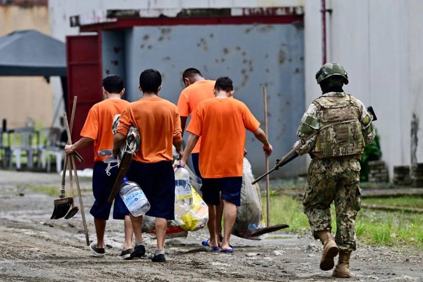 Los militares mantienen el control en la Penitenciaría del Litoral. Han realizado traslados internos de presos.