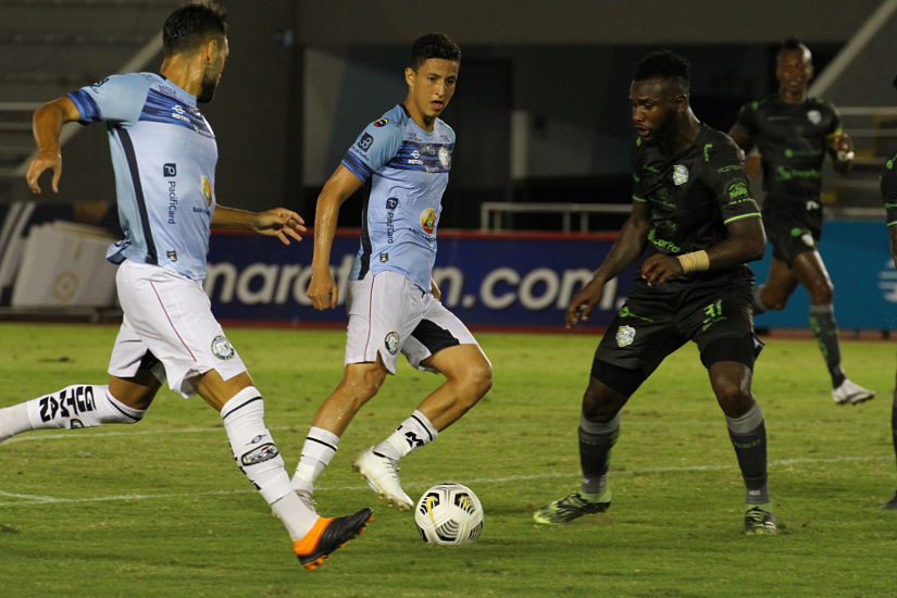 Dos triunfos y un empate en partidos adelantados de LigaPro