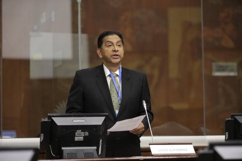 Lucio Gutiérrez en el Pleno de la Asamblea.
