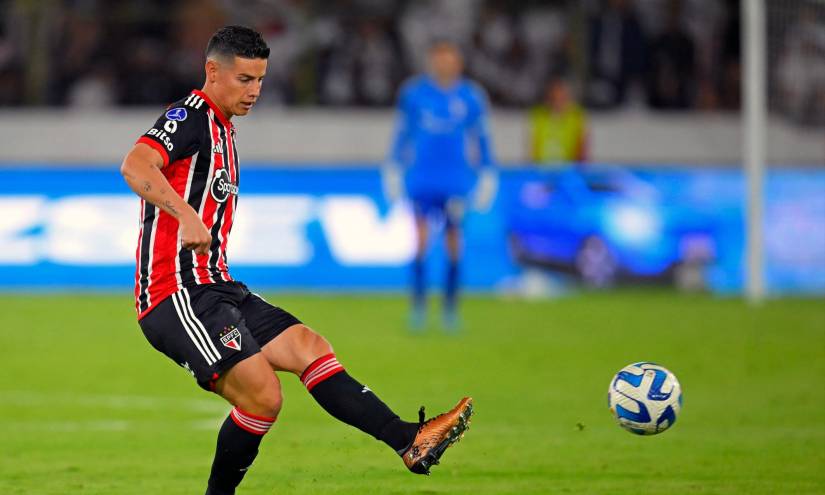 James Rodríguez ingresó al segundo tiempo