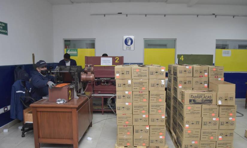 En la ANT hay un amplio stock de placas.