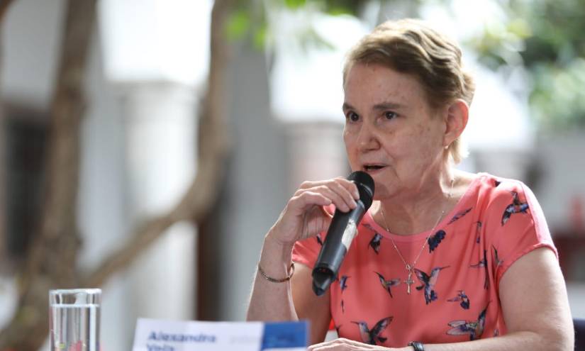 Alexandra Vela ofreció una rueda de prensa este lunes 24 de enero.