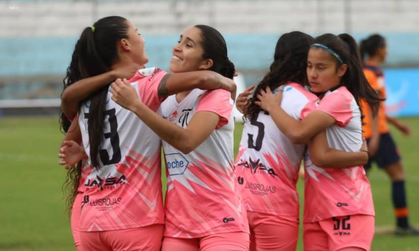 Ñañas enfrenta un duro presente en la Superliga Femenina de este año.