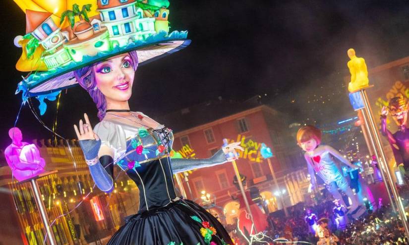 De los más coloridos, estar en un carnaval en Niza es sinónimo de buena suerte.