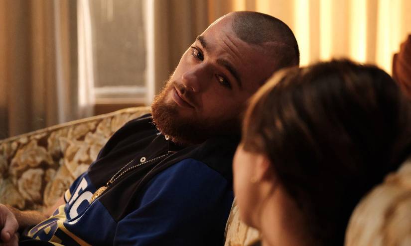 Imagen de archivo de Angus Cloud junto a su compañera de reparto, quien interpretaba a Lexi.