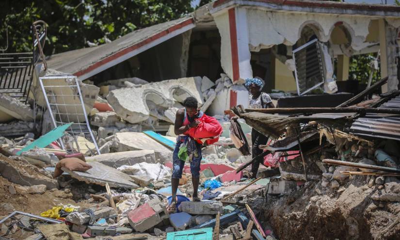 Más de 1.290 muertos y 2.800 heridos por el sismo en Haití