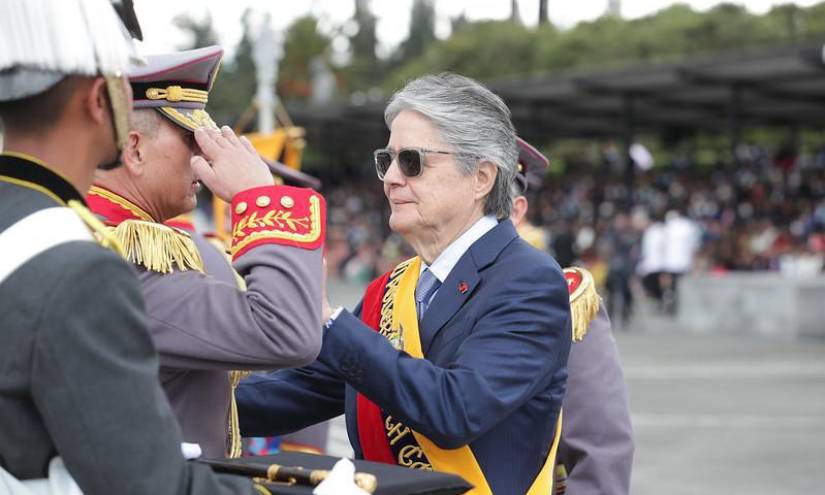 Guillermo Lasso acudió a la Escuela Superior Militar, donde ofreció su respaldo a las Fuerzas Armadas.