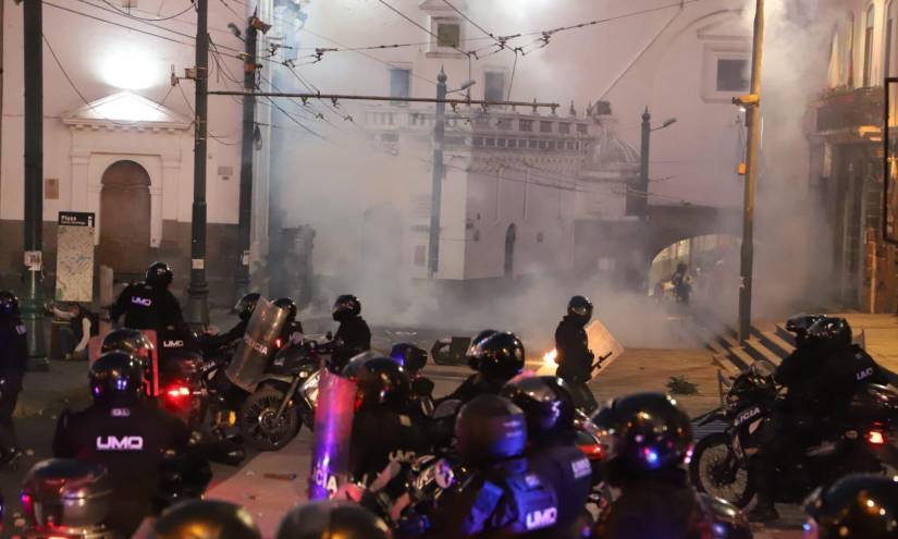 Gases e incidentes en el Centro Histórico durante las protestas
