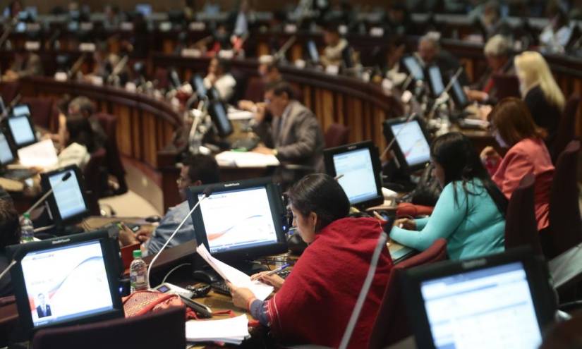 Asamblea aprueba Ley de Datos Civiles con cambios en la cédula