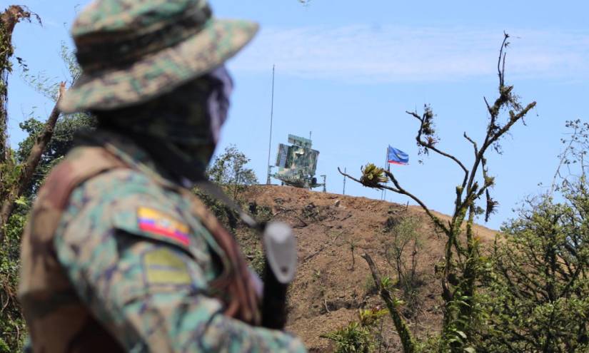 Ministro de Defensa confirma que explosión dañó el radar en el cerro de Montecristi