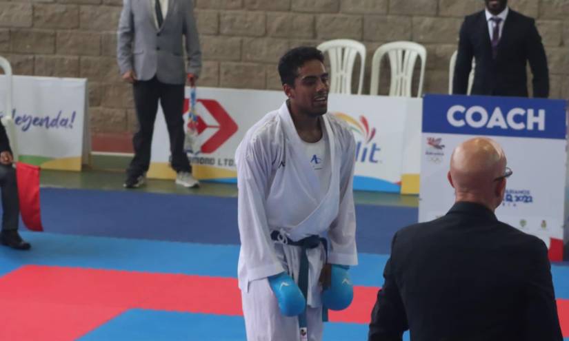 El karateca José Acevedo logra la segunda medalla de oro para Ecuador en los Bolivarianos