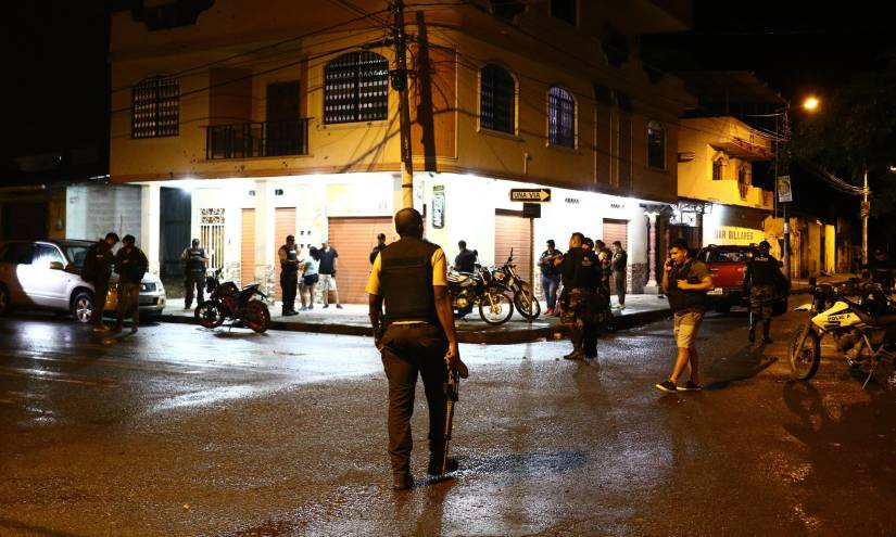 Imagen de archivo de la acción policial en El Triunfo tras el atentado a Junior Roldán.