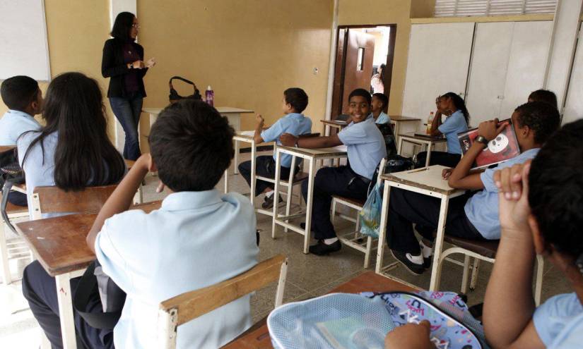 Ecuador prepara el reinicio de clases en la Sierra y Amazonía