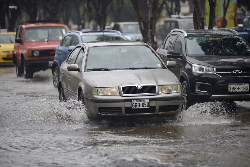 Pronostican lluvias torrenciales durante marzo en Guayaquil