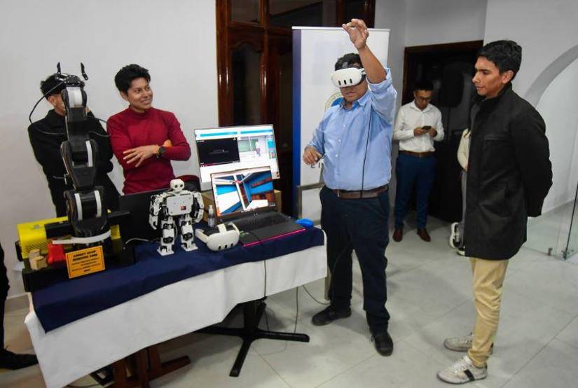 Pruebas robóticas en el Centro de Innovación IQ.