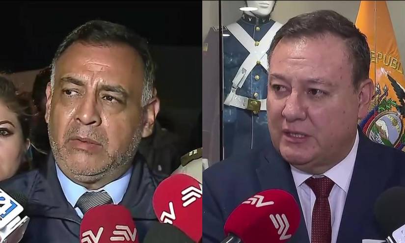 Fotos de Jorge Flores y Juan Zapata cuando afirmaron que falleció Leandro Norero en la masacre de la cárcel de Cotopaxi el 3 de octubre de 2022.