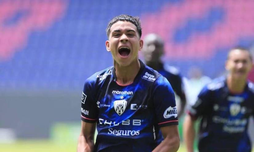 Kendry Páez celebra un gol con IDV