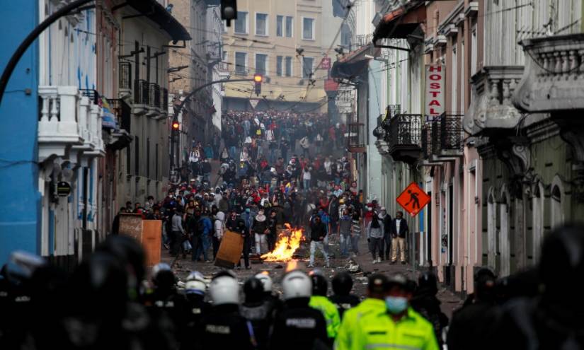 Un violento paro nacional marcó la economía de Ecuador en 2019
