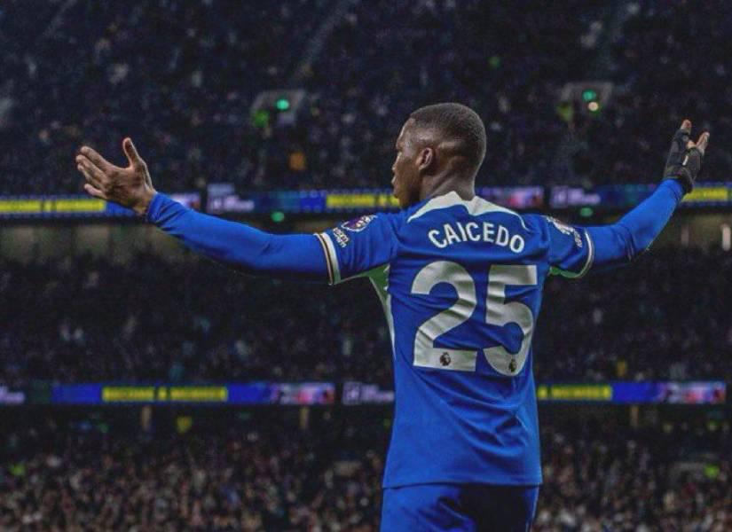 Moisés Caicedo bajó su valor de mercado en este 2024.