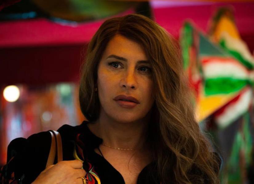 Karla Sofía Gascón es una actriz española que ha trabajado en cine y televisión tanto en España como en México. En 2024, saltó a la fama internacional por su papel protagónico en la película musical Emilia Pérez, por el cual ha recibido múltiples reconocimientos, incluyendo una histórica nominación al Óscar como mejor actriz, siendo la primera mujer trans en lograrlo.