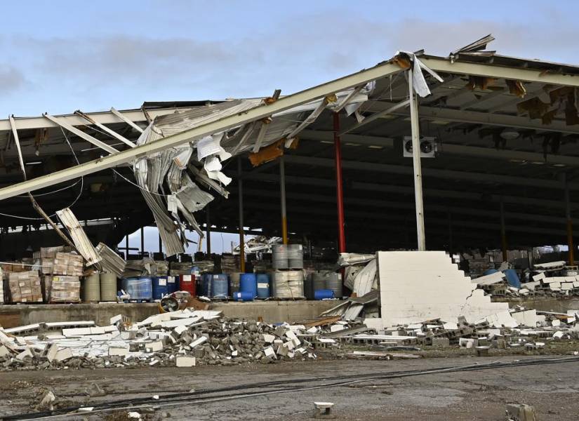 Más de 70 las muertes en Kentucky (EEUU) por impacto de tornado