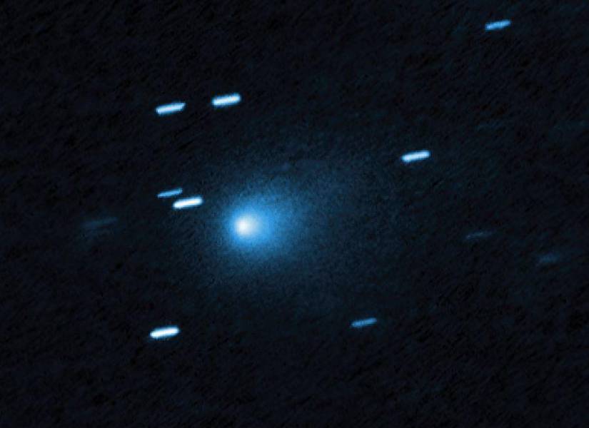 Hubble capturó esta imagen del cometa interestelar 3I/ATLAS el 21 de julio de 2025, cuando el cometa estaba a 445 millones de kilómetros de la Tierra.