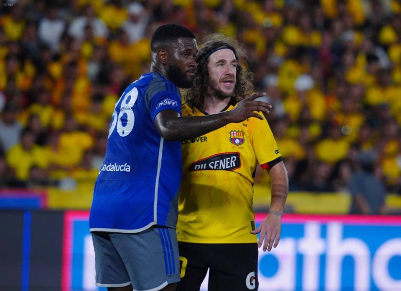 Carles Puyol en el partido vs. Emelec.