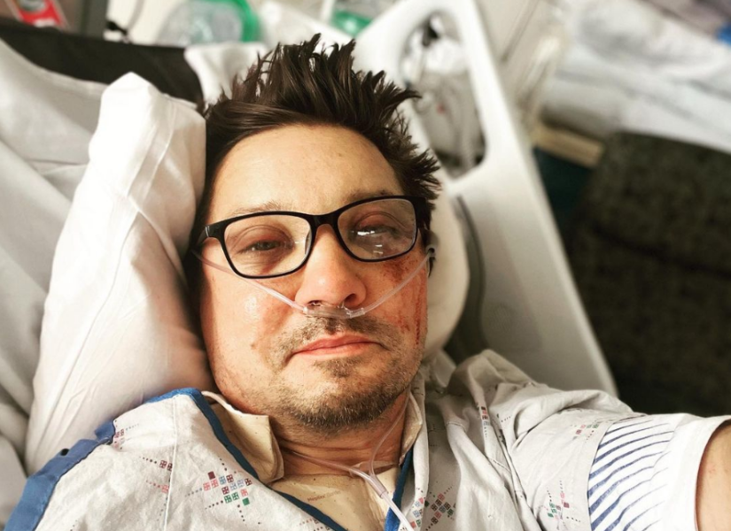 Jeremy Renner reaparece con emotivo mensaje a sus fans tras accidente