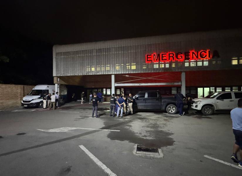 El alcalde y el menor que recibieron los disparos fueron trasladados a una casa de salud en Machala.