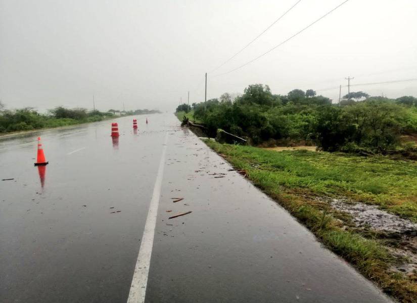 La CTE desplazó agentes a la zona del desprendimiento de la vía.