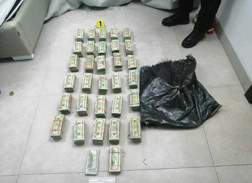 Wilder Emilio Sánchez Farfán fue detenido en Colombia con más de 30 fajos de dinero.
