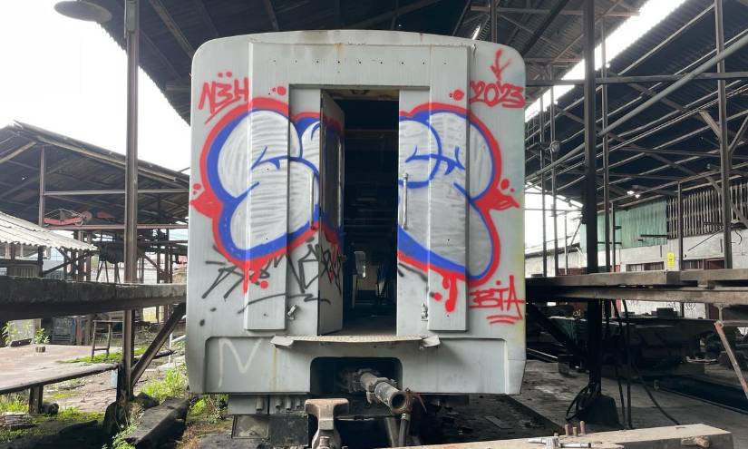 En los talleres no hay guardias de seguridad.