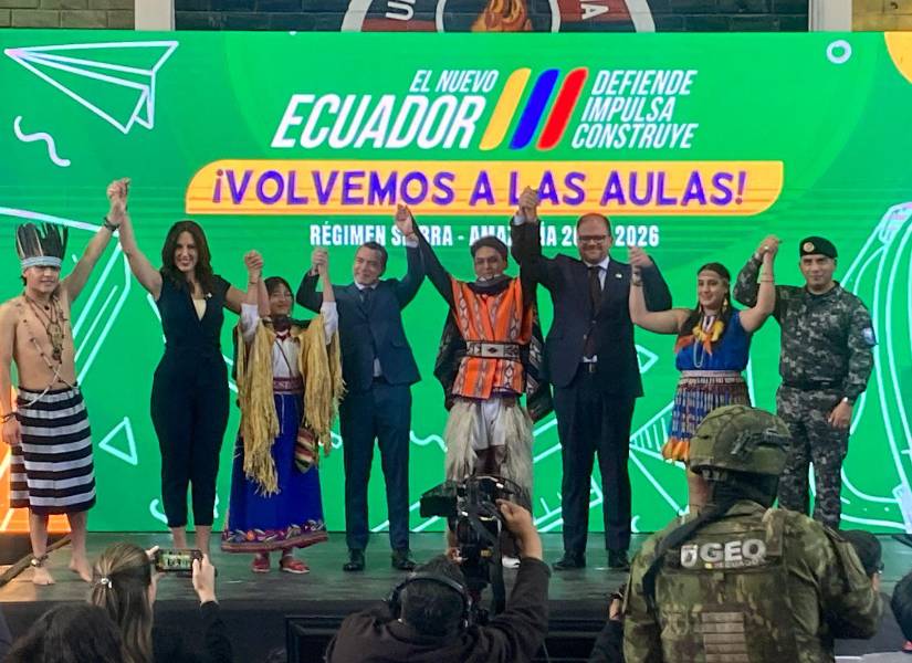 El acto oficial de inauguración se cumplió en el colegio Juan Montalvo, en Quito.