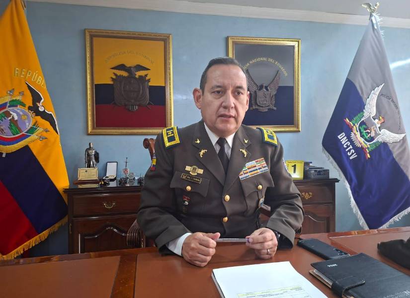 El coronel Cristian Barreiro durante la entrevista con Ecuavisa.com.