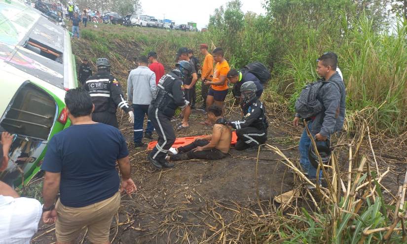 El ECU 911 señaló que el accidente sucedió a las 09:19 de este sábado.