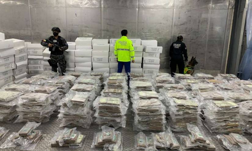Policía incauta más de 1.4 toneladas de cocaína en Guayaquil