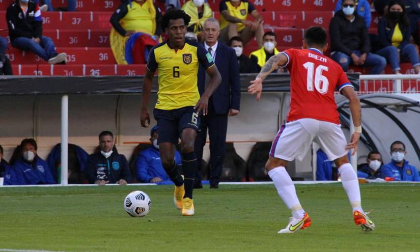 José Hurtado reemplazará a Byron Castillo en la selección ecuatoriana