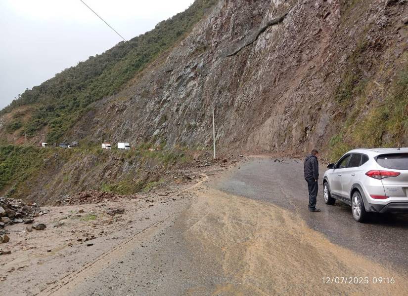 Deslizamiento de tierra sector Guamote