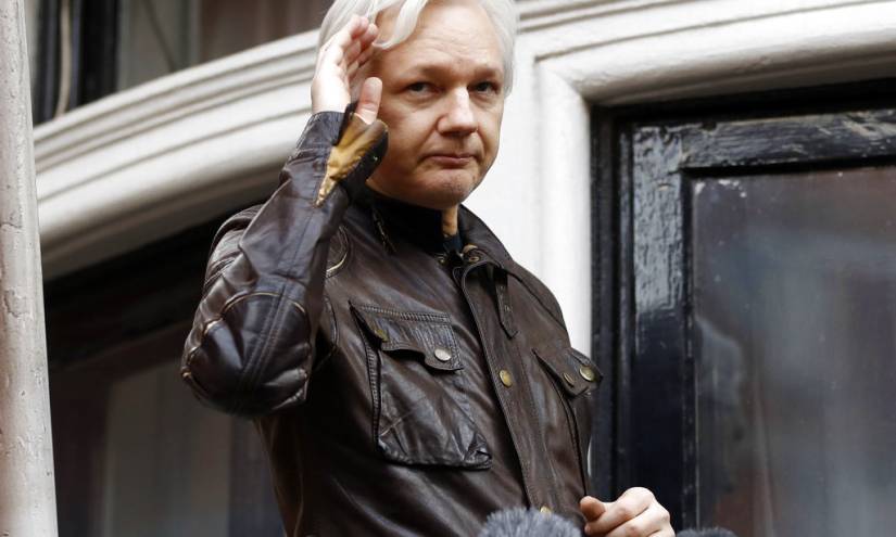 &quot;Está hecho el camino&quot; para que Assange deje embajada