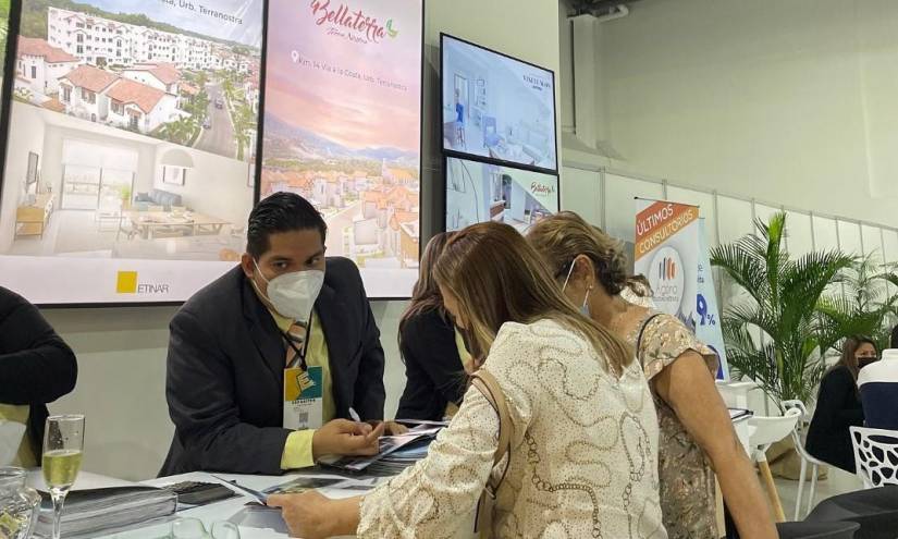 En Guayaquil se desarrolla la Feria Hábitat 2022, con más de 40 proyectos inmobiliarios.