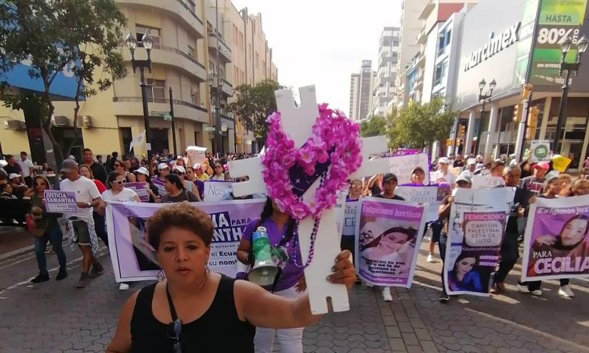 Marcha del 25N en Guayaquil.