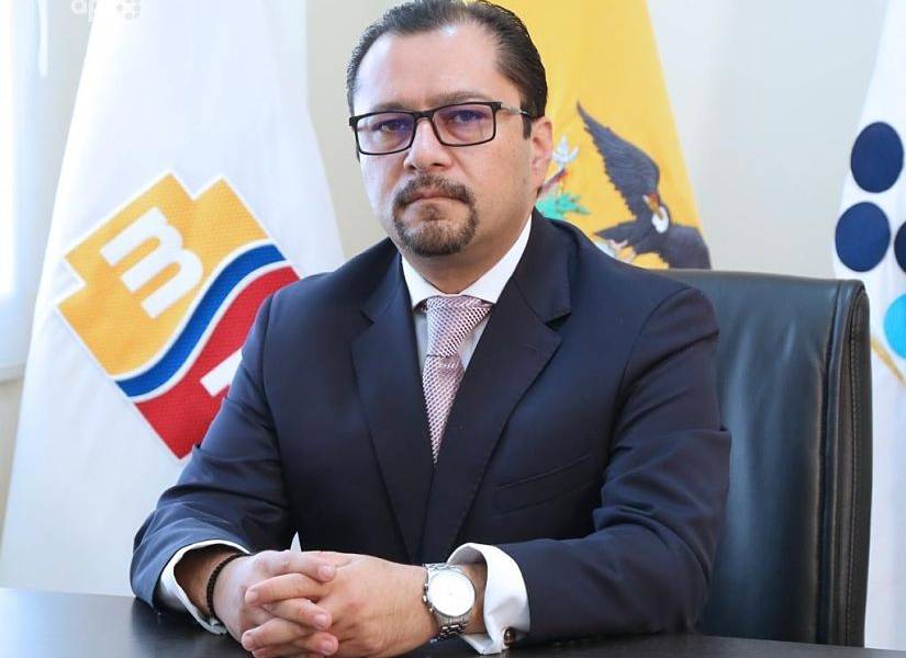 Se filtra audio donde ministro de Salud pide información sobre las vacunas