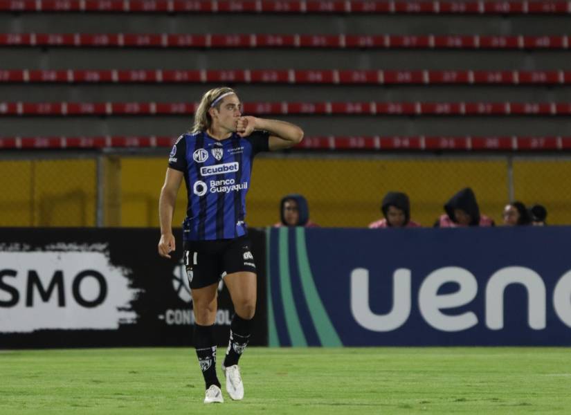 Claudio Spinelli celebra un gol con Independiente del Valle ante Vasco da Gama