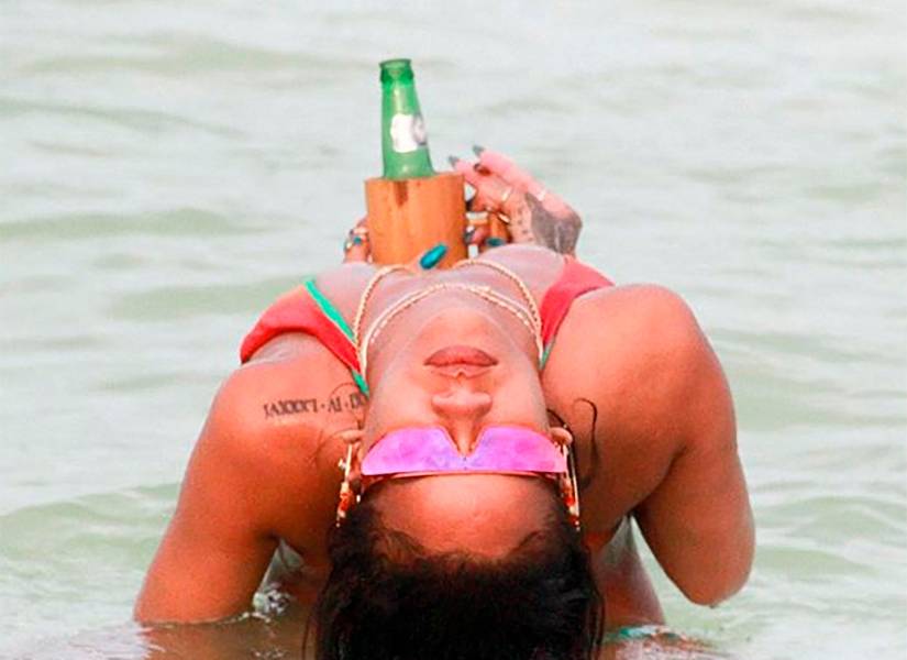Rihanna en el Caribe