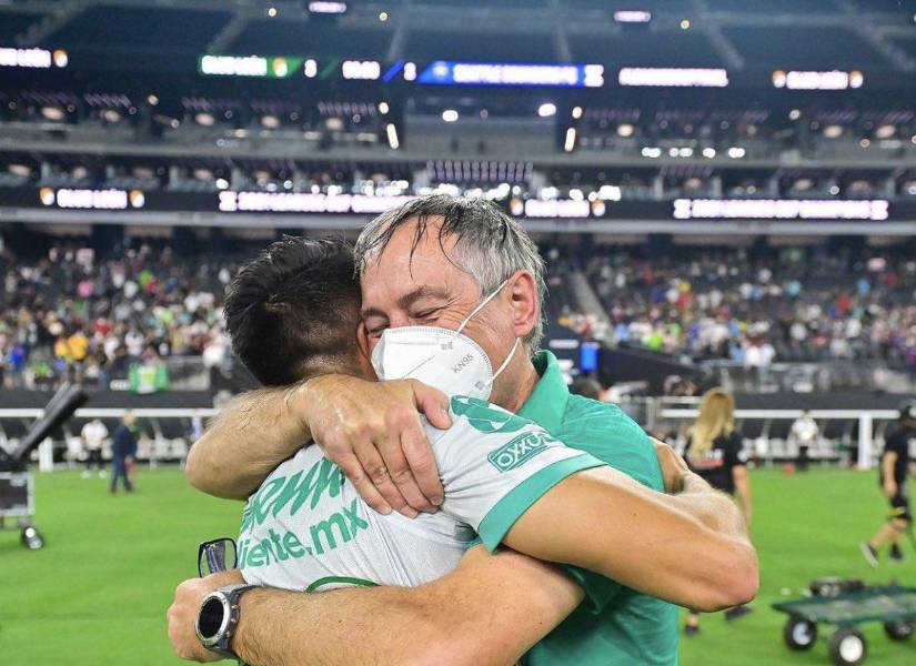 Ariel Holan en León de México.