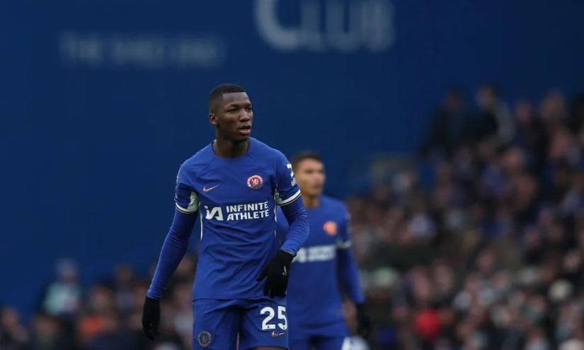 Moisés Caicedo, jugador ecuatoriano, no ha podido tener un gran rendimiento con el Chelsea.